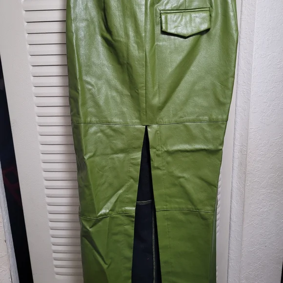 Forever 21 Lime Leather Skirt - Picture 2 of 3